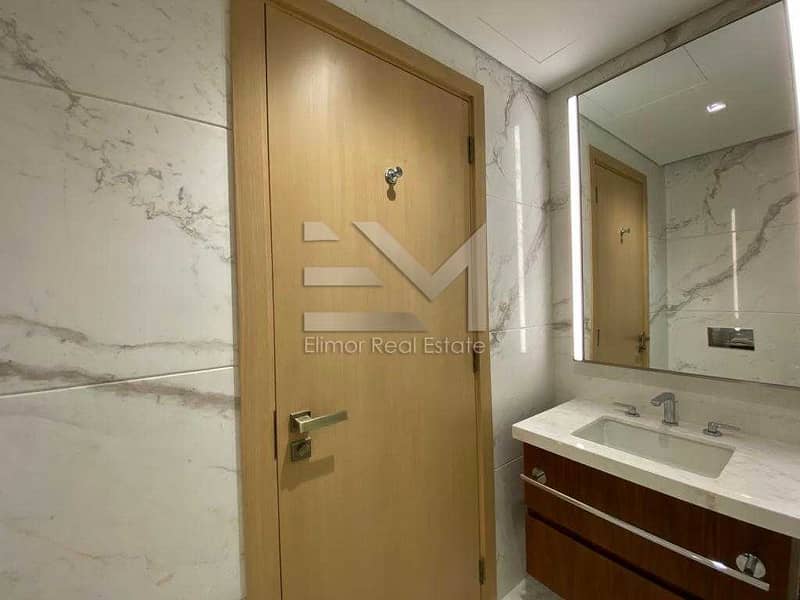 17 Luxury 1 BHK Apartment | Brand Bew | Downtown Dubai