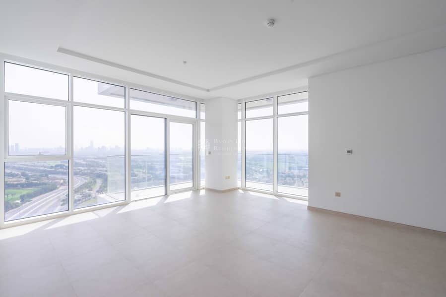 3 Breathtaking View | High Floor | Bright and Spacious