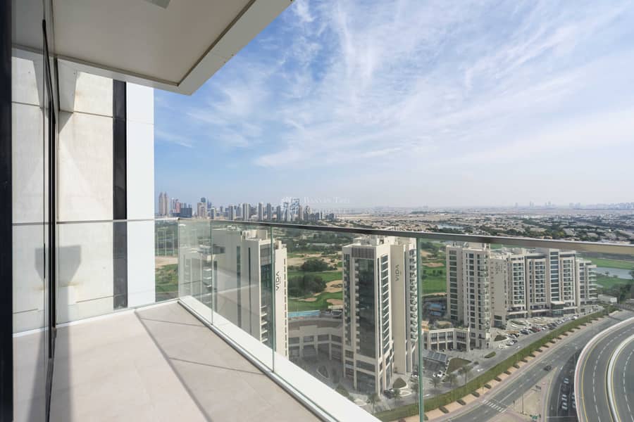 20 Breathtaking View | High Floor | Bright and Spacious
