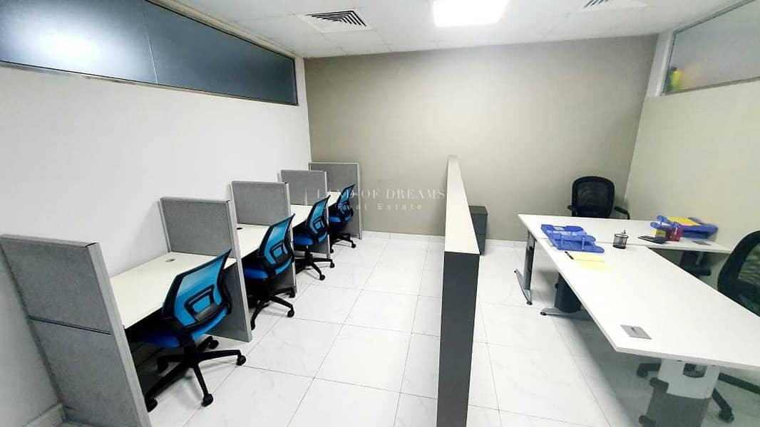 100sq ft office with Ejari in Business Bay near Metro Station! No Commission