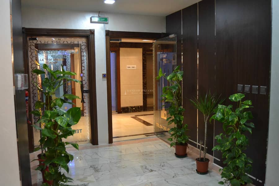 16 100sq ft office with Ejari in Business Bay near Metro Station! No Commission