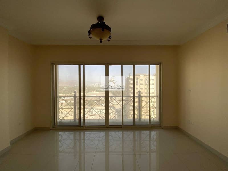 8 Spacious 2 Bedroom Apartment with Amazing View of the City