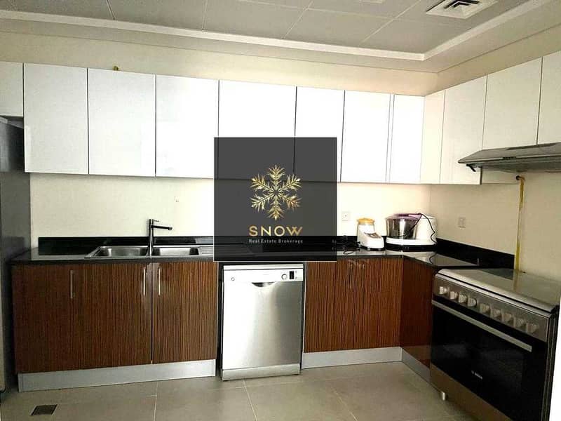 6 Furnished Luxurious 2bhk & maid room