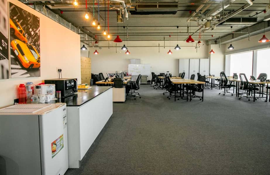 7 Coworking Space at Sheikh Zayed Road