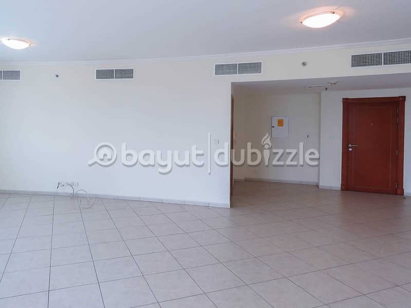 4 No Agency Commission! 2 Bedroom  Bright and Spacious