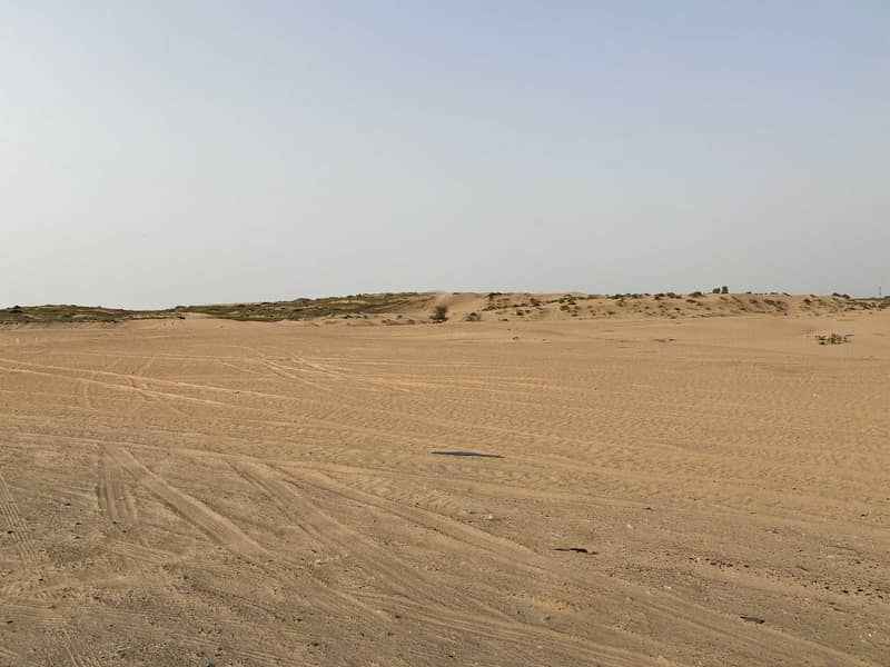 Distinguished residential lands for sale in the Al Zahia area in Ajman, a golden opportunity for investment at very reasonable prices, and excellent banking facilities. Many residential lands are available. Hurry to take advantage of the opportunity and o