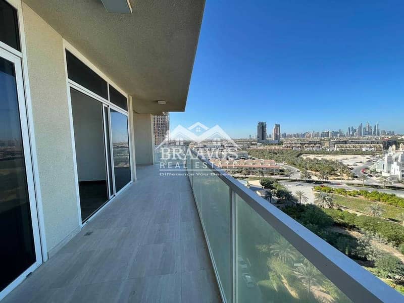 12 Fantastic Open View | Large Modern Apartment