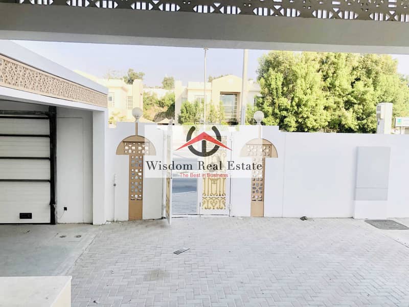32 NO COMMISSION | Jumeirah Road Facing Villa | Grace Period