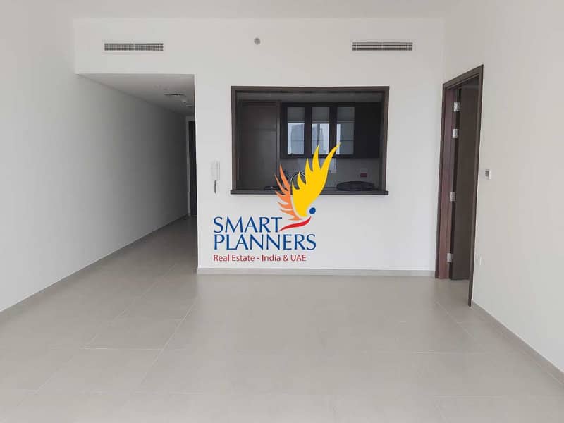 3 EYE CATCHING VIEW | CHILLER FREE | EXCELLENT 2BHK