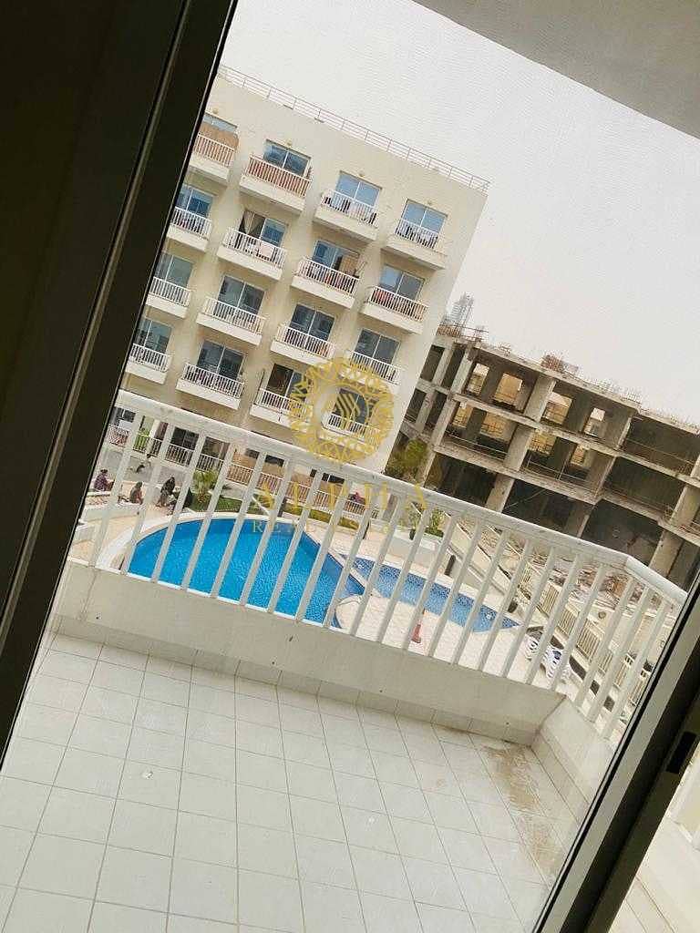 14 Huge 2 bedroom Apartment for rent with pool view