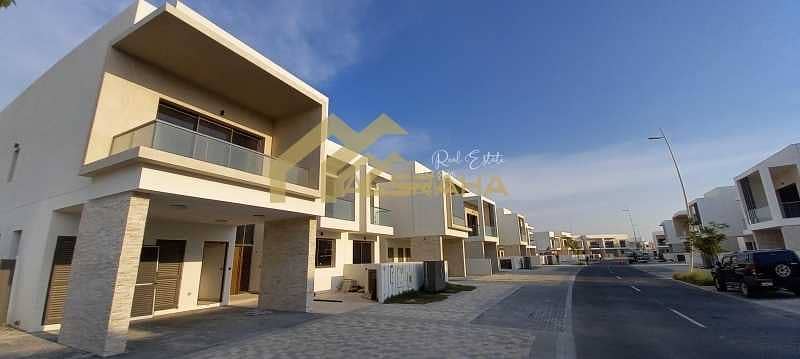 2 Yasacres |Brand new villa | 3 BR| Single Row