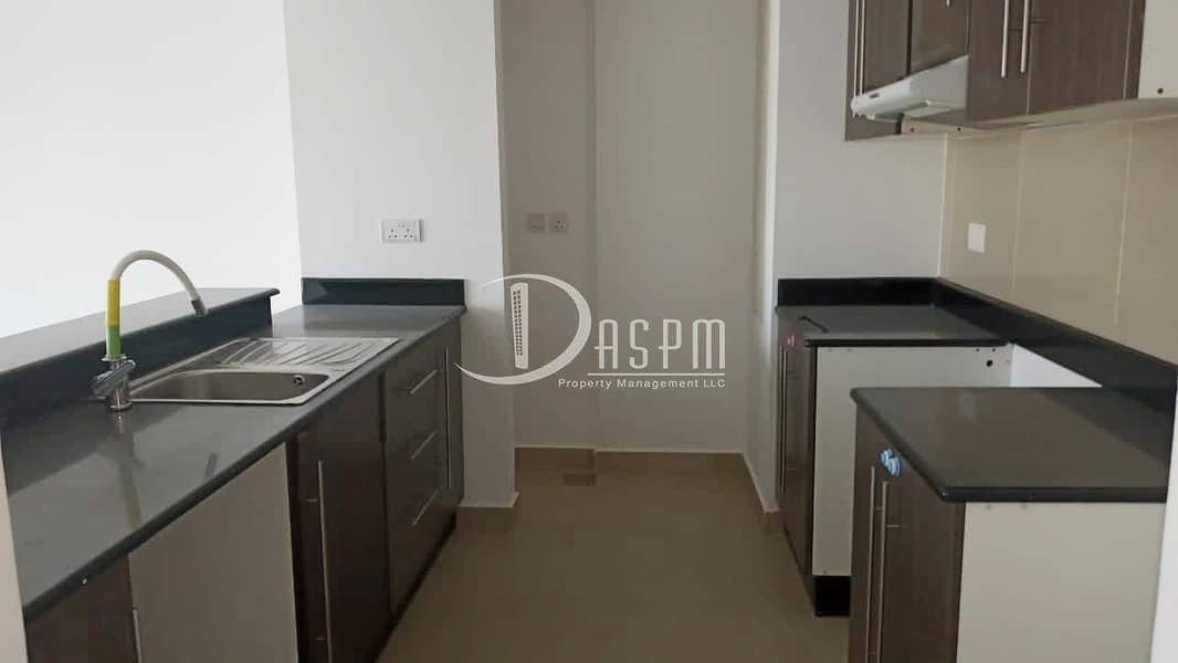 4 Spacious Apartment  |  Garden View |  Well Maintained  and Clean