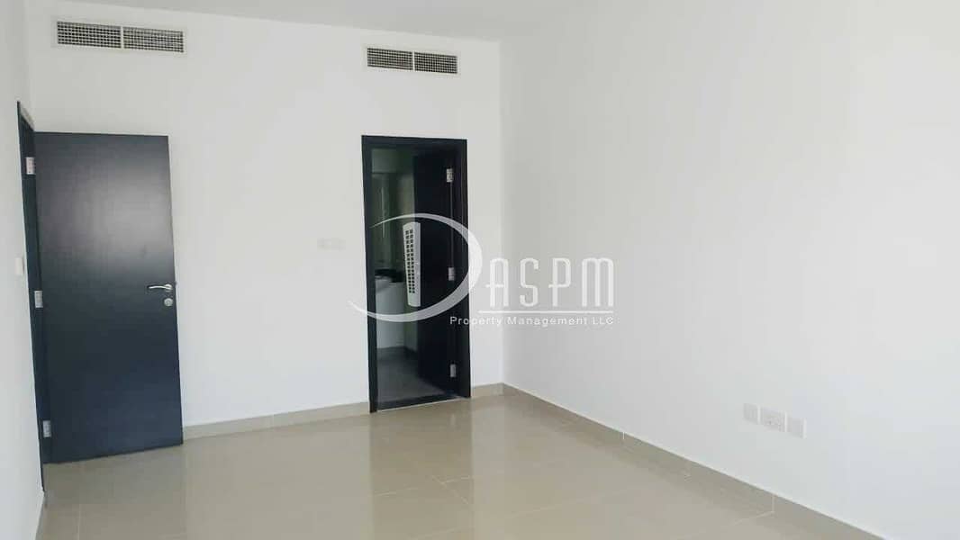 6 Spacious Apartment  |  Garden View |  Well Maintained  and Clean