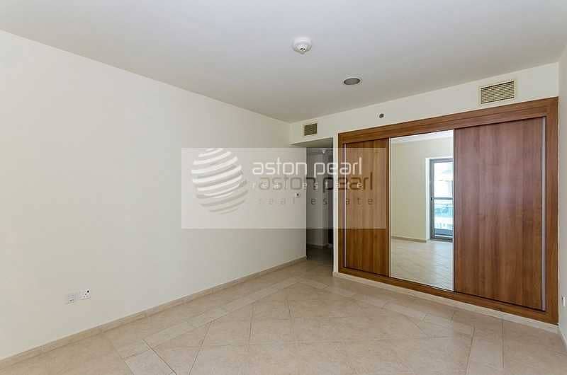 22 Spacious 3 BR w/ Balcony | Vacant Now | Sea View