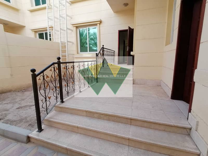 3 Pvt Entrance 5 Bedroom Villa for rent Near Shaibya