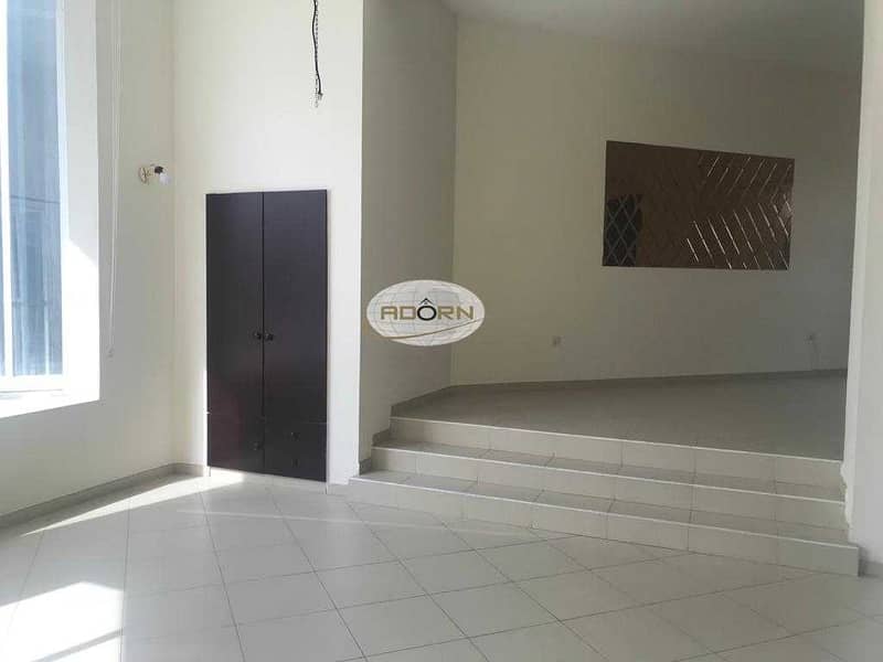 16 Excellent 3 bedroom plus study compound villa  with shared pool in Umm Suqeim 2