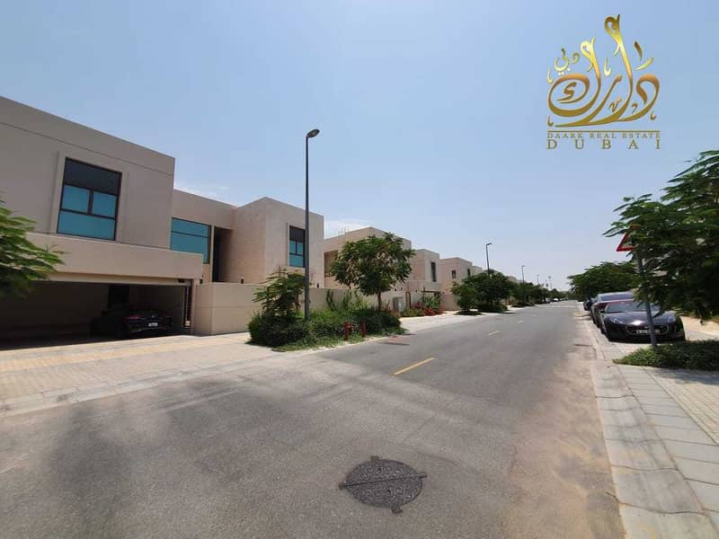 15 hot deal villa 4BR master + maid | Ready to Move | Simi furnished | mbr  meydan area