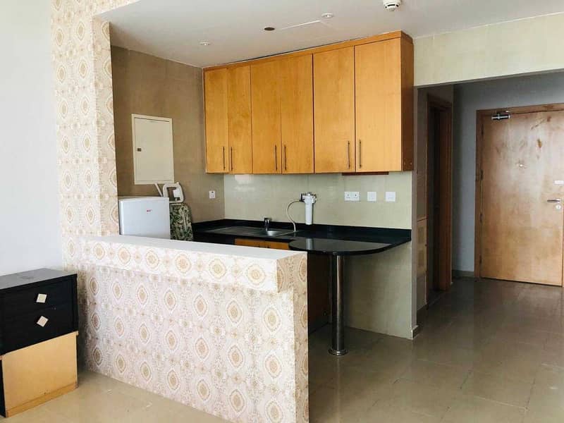 10 Elegant | Studio Apartment | For rent in Julphar