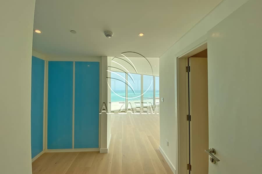 20 ? HOT! Corner Unit with Full Amazing Sea Views ?