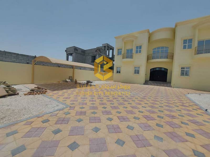 2 For rent a brand new villa in the city of South Al Shamkha