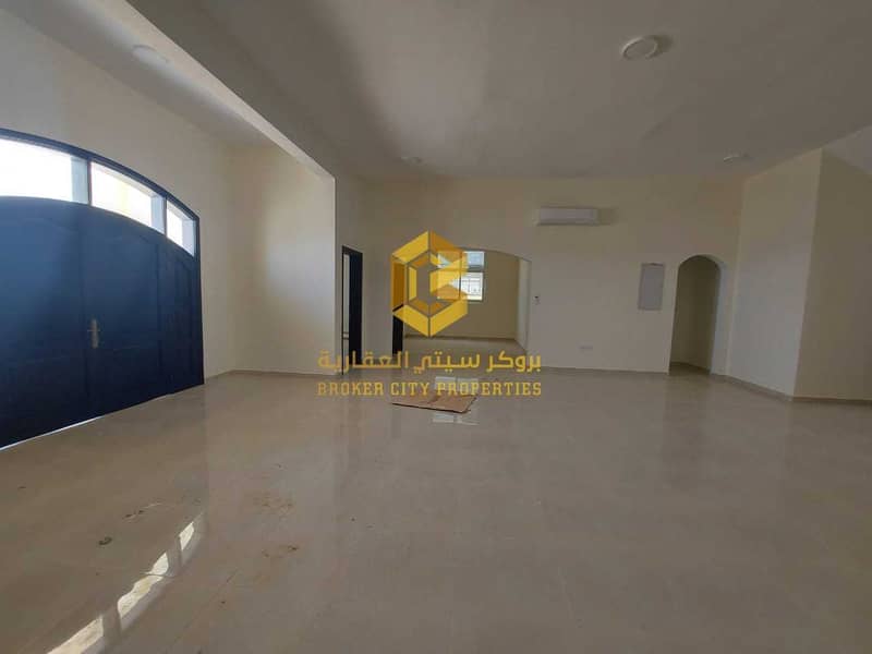 4 For rent a brand new villa in the city of South Al Shamkha