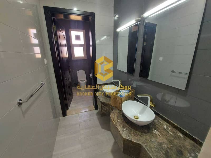 14 For rent a brand new villa in the city of South Al Shamkha