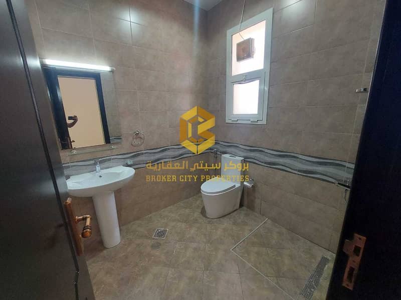17 For rent a brand new villa in the city of South Al Shamkha