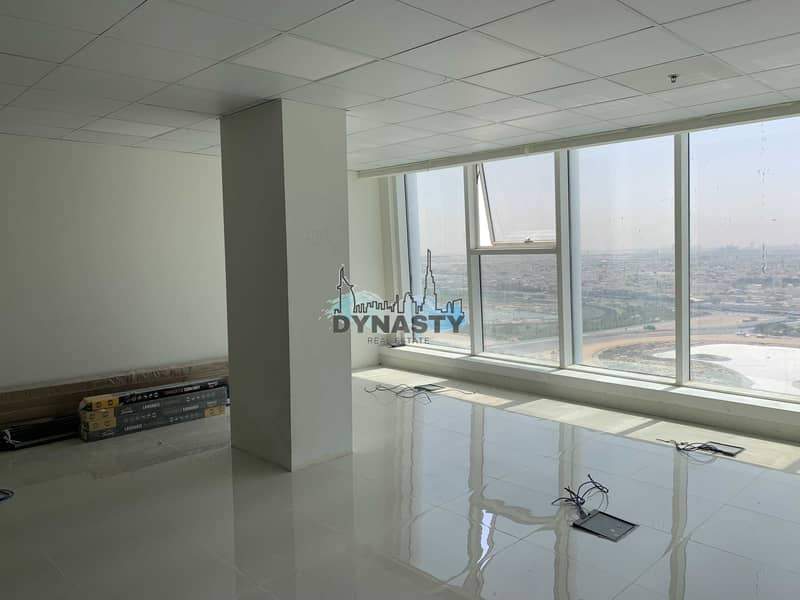 4 High Floor | Fitted |Near Metro | 3 Parking Spaces