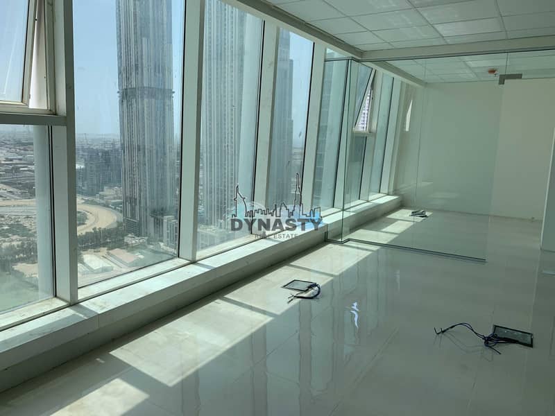 8 High Floor | Fitted |Near Metro | 3 Parking Spaces