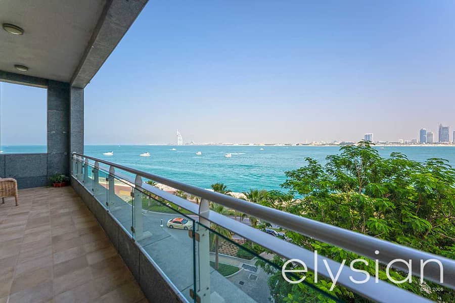 2 Amazing Views | Holiday Retreat | Luxury Apartment