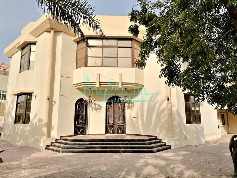 2 Beautiful 5 Bed+M With A Large Garden In Umm Suqeim