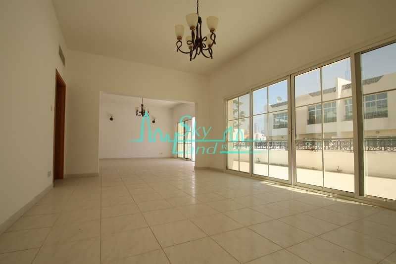 2 Very spacious 4 bed with garden and shared pool Jumeirah 3