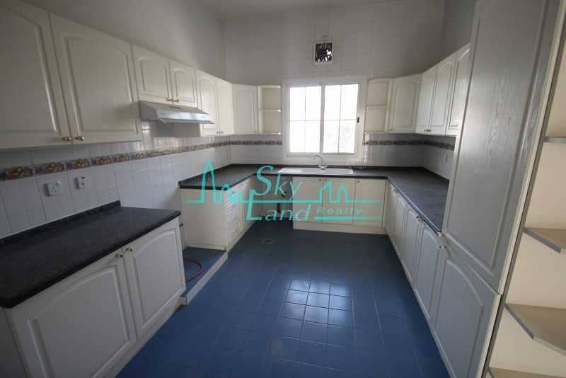 9 Very spacious 4 bed with garden and shared pool Jumeirah 3