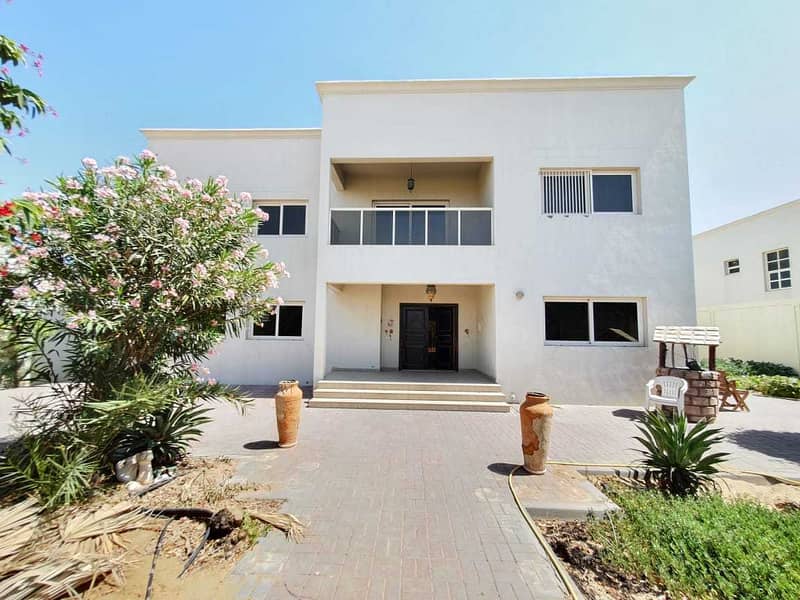 Huge 5bhk+maids villa 14000sqft rent 110k in 4chqs in al barashi area