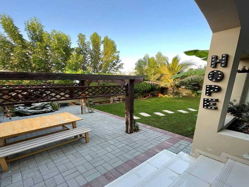 33 Excellent villa|Beautiful Garden|Upgraded