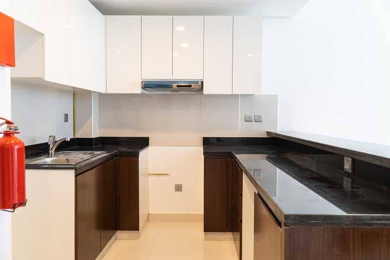 5 Brand new|Laundry room|modern fitting|Super view