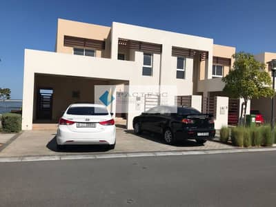 3 Bedroom Villa for Sale in Mina Al Arab, Ras Al Khaimah - Very Nice 3BR Villa First Row Full Water Views 3 Bedroom Villa for Sale in Mina Al Arab, Ras Al Khaimah - Very Nice 3BR Villa First Row Full Water Views