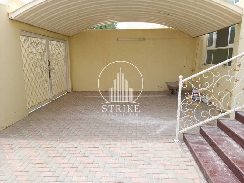3 Villa with 5 master BR with a yard & available parking