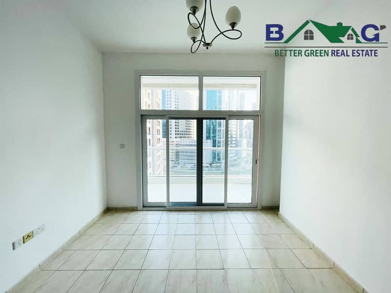 Huge 1 Bedroom with Big Terrace High Floor Near Metro Huge 1 Bedroom with Big Terrace High Floor Near Metro