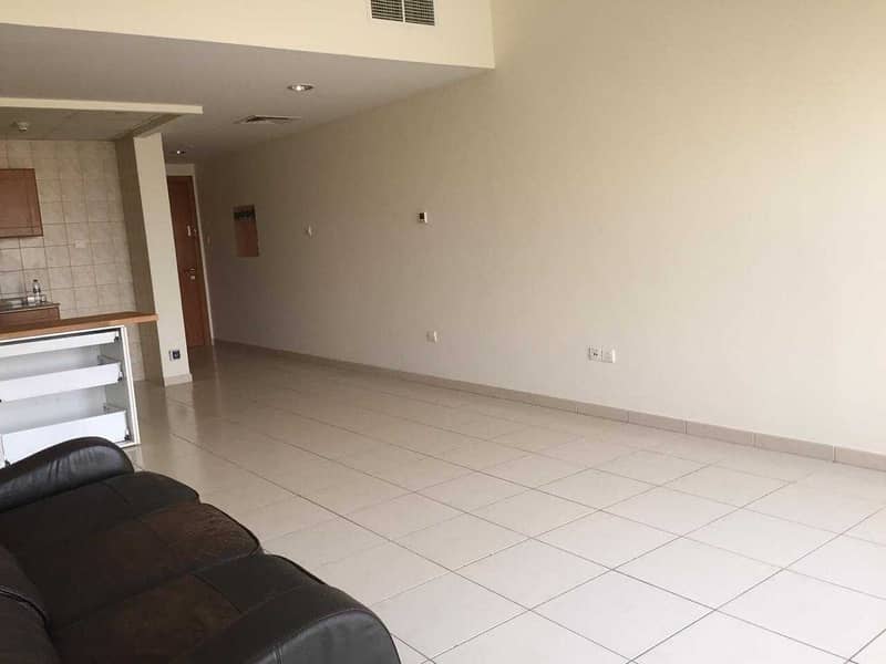 24 JVC | Lavender 1|SPACIOUS 1BR  WITH BALCONY @ 33K