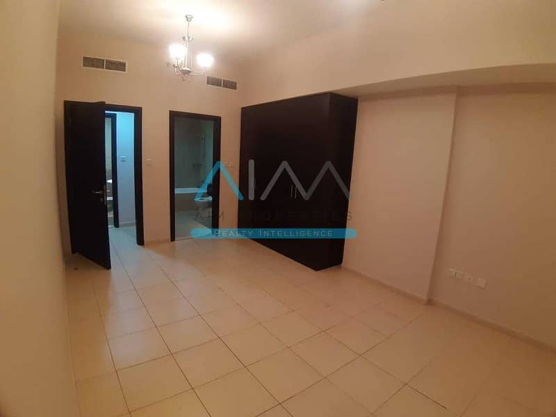 Ready To Move 2 Bed Room | Dewa Connected | 3 Baths