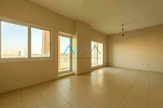 8 Ready To Move || Vacant 3 Bed Room || Spacious Layout