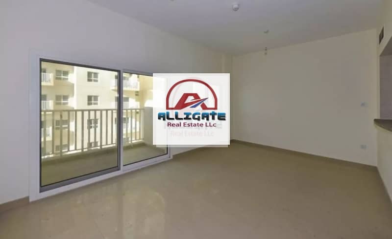 3 UNFURNISHED | HUGE BALCONY | AVAILABLE NOW