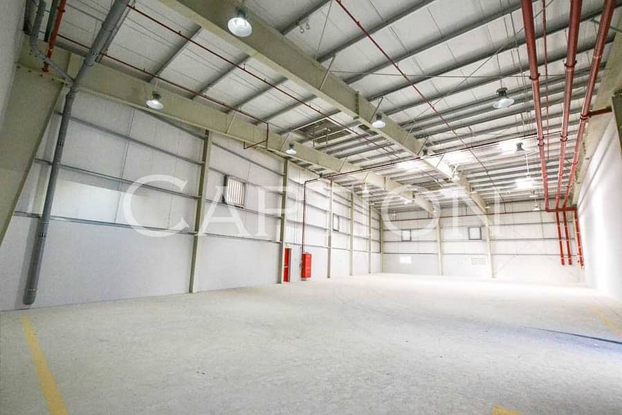 4 HIGH QUALITY WAREHOUSE. New and  well maintained