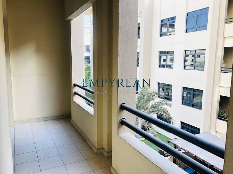 19 Huge 3 bed + Study With 2 Balconies In Al Ghaf - The Greens