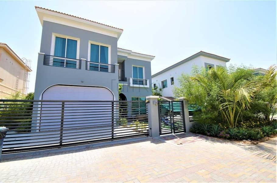Modern & Elegant | 4 Bed+study with pool | ready to movein