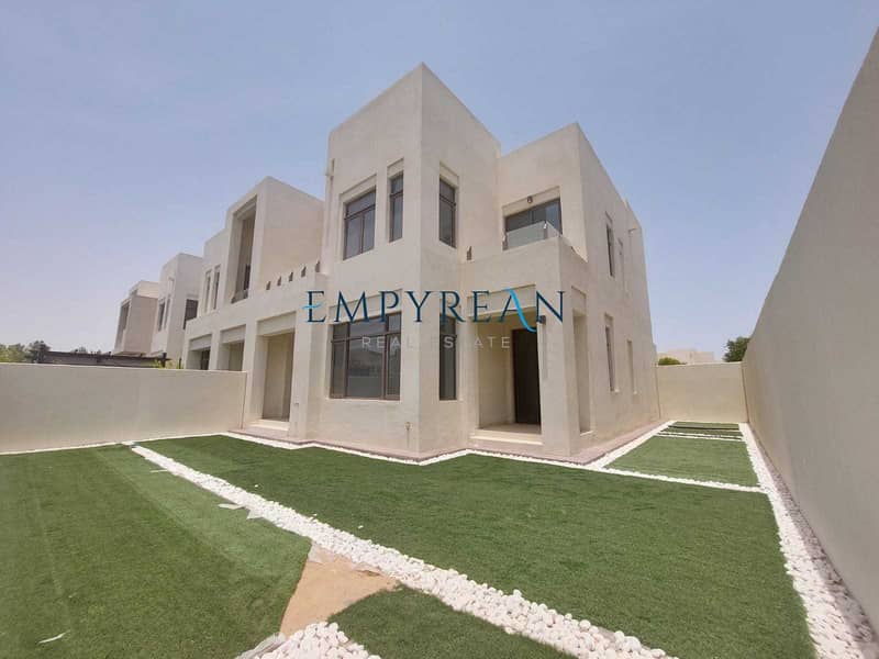 BRAND NEW | LANDSCAPED GARDEN |TYPE J BRAND NEW | LANDSCAPED GARDEN |TYPE J