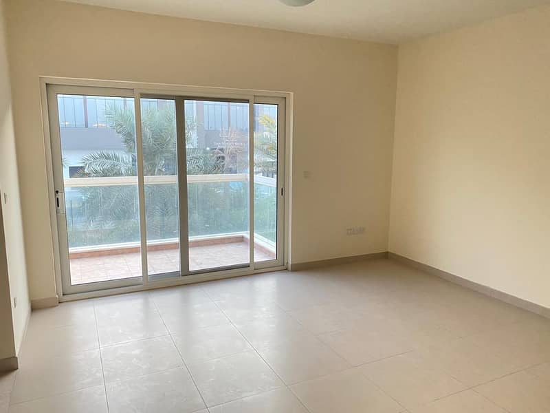 Single Row 3 Bedroom Villa For Rent In Warsan Village