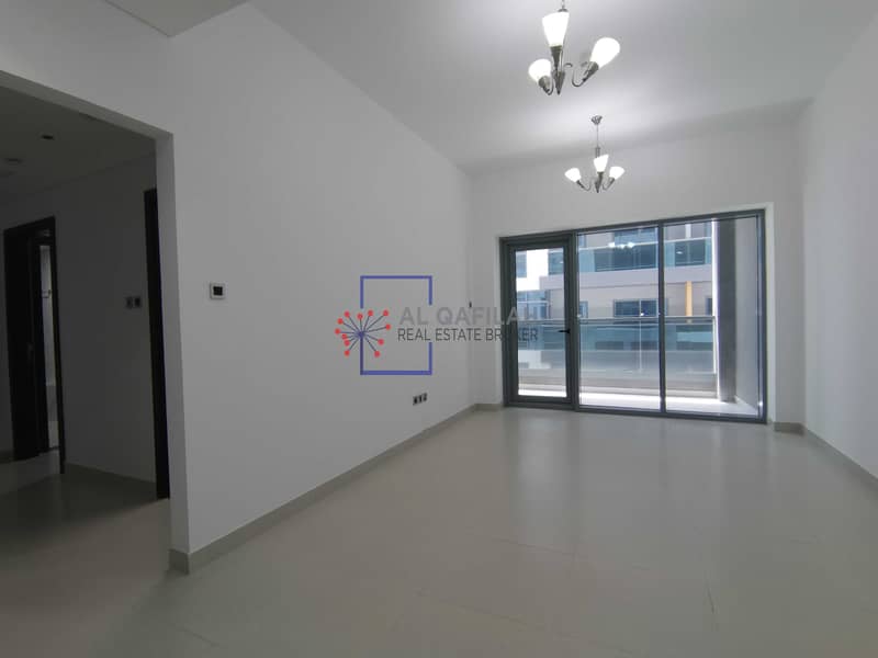 شقة في برج سعيد 1،شارع الشيخ زايد 2 غرف 59900 درهم - 5281234