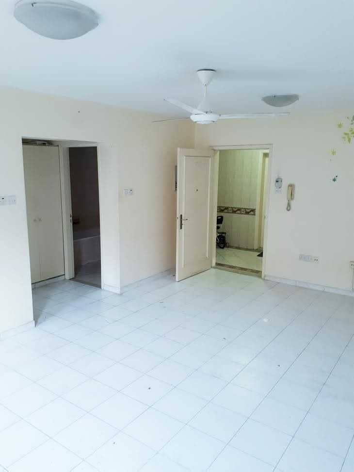 5 SPACIOUS  STUDIO ON ROLLA STREET NEAR NEW MADINA SUPERMARKET WITH  FREE 1 MONTH RENT